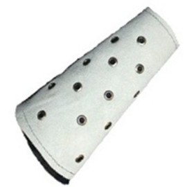 ANTEBRACERA DE CARNAZA OJILLOS METALICOS